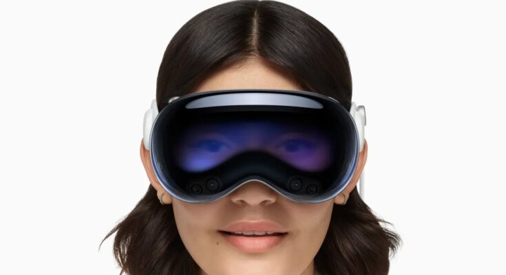 Apple reportedly cut hundreds of people from Siri, Vision Pro team Apple reportedly cut hundreds of people from Siri, Vision Pro team