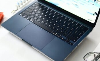 I upgraded from the M1 to the M5 MacBook Air and the speakers got worse