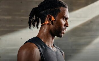 Shokz OpenRun Air 2 offers USB-C charging, 10 hours of battery life and an improved bone conduction design
